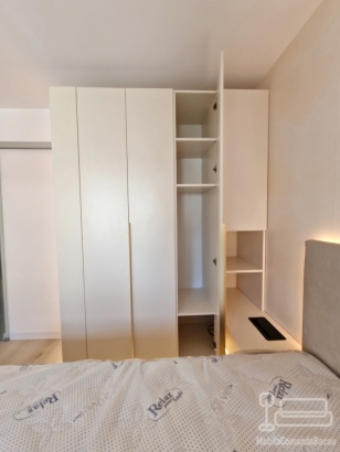 Mobilier dormitor matrimonial la comandă cu pat cu somieră rabatabilă, Bacău