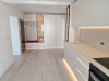 Mobilier hol la comandă cu vitrină, șezut tapițat și profile Gola cu LED, Bacău