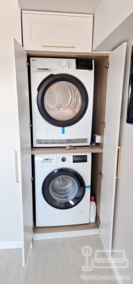 Mobila de bucatarie personalizata din MDF vopsit