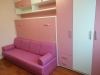 Dormitor fete roz cu Pat Rabatabil
