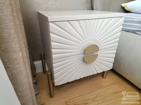 Mobilier de dormitor din MDF vopsit