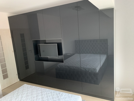 Dormitor modern, fronturi din MDF lucios D 406