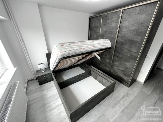 Mobilier pentru dormitor cu pat cu somiera metalica rabatabila