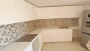 Mobilier bucătărie din MDF vopsit cu blat termorezistent – 5,3 m, montaj în Bacău
