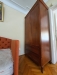Mobilier dormitor la comandă – pat/canapea tapițată și dulap din lemn, București