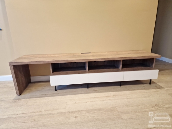 Mobilier pentru living cu birou