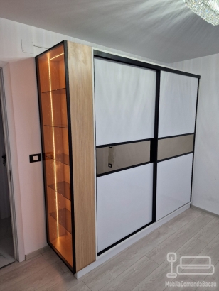 Dressing cu usi glisante Hafele Germania