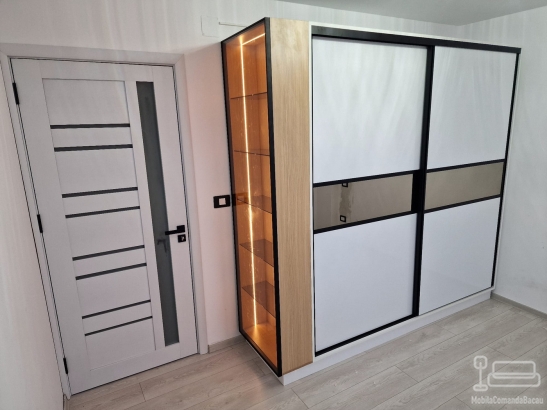 Dressing cu usi glisante Hafele Germania