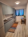 Mobilier bucătărie din MDF cu profil Gola, blat termorezistent și feronerie Blum – Bacău