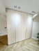 Mobilier hol din MDF vopsit, realizat pe comandă în județul Bacău