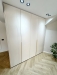 Mobilier hol din MDF vopsit, realizat pe comandă în județul Bacău