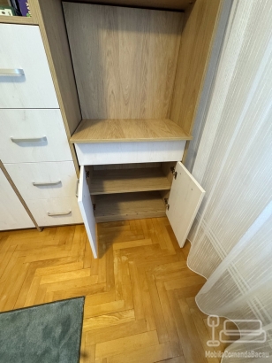 Dormitor cu pat rabatabil și canapea, realizat pe comandă în Bacău