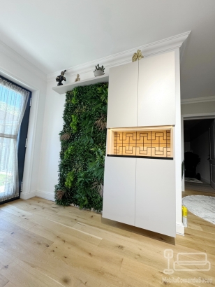 Bucătărie pe colț din MDF vopsit în câmp electrostatic, cu blat din Quartz