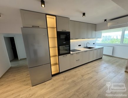 Mobilier bucătărie din MDF vopsit cu feronerie Blum și iluminat Häfele – Bacău