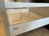 Mobilier bucătărie din MDF vopsit cu feronerie Blum și iluminat Häfele – Bacău