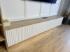 Mobilier living la comandă – MDF vopsit riflat