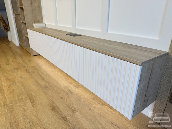 Mobilier living la comandă – MDF vopsit riflat