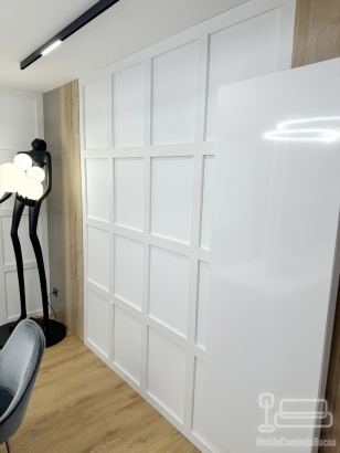 Mobilier de dining din MDF vopsit, cu bandă LED Hafele