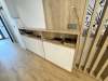 Mobilier hol la comandă – MDF vopsit cu riflaje