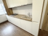 Bucătărie din MDF vopsit cu frezare mâner – 3.800 mm, feronerie Blum