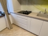Bucătărie din MDF vopsit cu frezare mâner – 4,3 m lungime, feronerie Blum, Bacău
