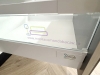 Mobilier bucătărie la comandă – MDF lucios Perfect Sense, vitrină cu ramă neagră, Bacău
