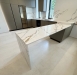 Mobilier bucătărie la comandă – MDF, blat și contrablat quartz, Bacău