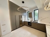 Mobilier bucătărie la comandă – MDF, blat și contrablat quartz, Bacău