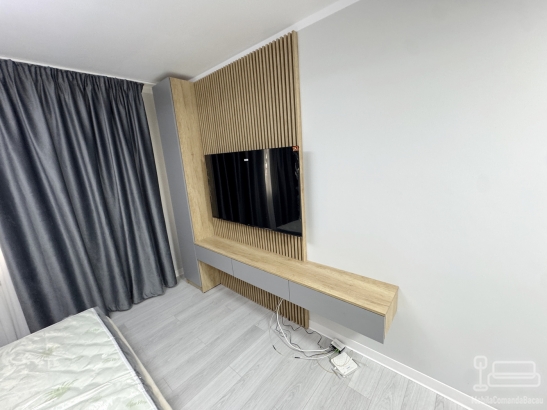 Mobilier living 2500 mm cu panou riflat pentru tv – feronerie blum, Bacău