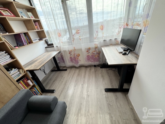 Ansamblu mobilier cu 2 paturi rabatabile si canapea