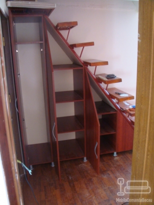 Mobilier la comanda sub scara