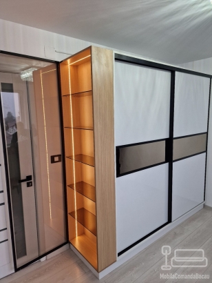 Dressing cu usi glisante Hafele Germania
