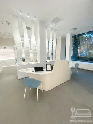 Mobilier recepție din Corian – Vista Clinica, Timișoara