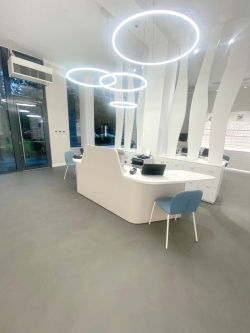 Mobilier recepție din Corian – Vista Clinica, Timișoara