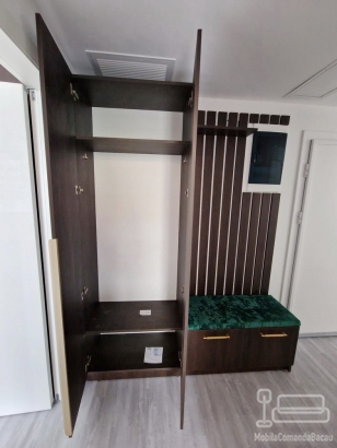 Mobilier hol din PAL melaminat, montat în complexul White Sea Mamaia Nord