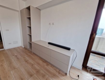 Mobilier living din PAL, montat în Bacău