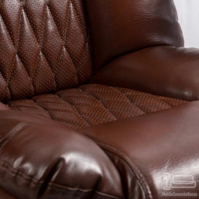 Scaun directorial din piele ecologică si suport picioare OFF 340 maro