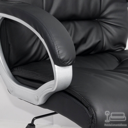 Scaun directorial OFF 315 negru – rezistent pana la 150 Kg