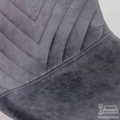 Scaun living din catifea cu picioare negre BUC 208 gri