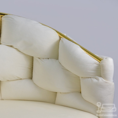 Scaun living crem din catifea cu cadru aurit și design împletit BUC 251