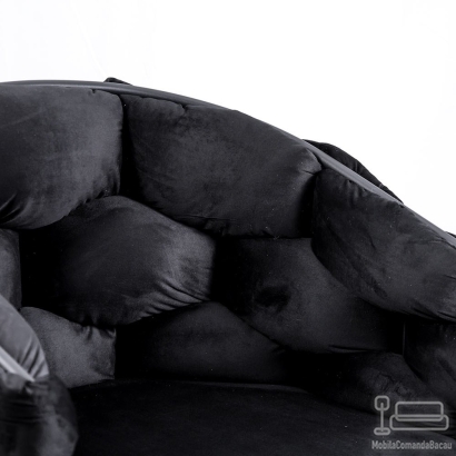 Scaune living din catifea cu cadru metalic BUC 256 negru