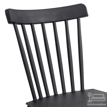 Scaun terasă negru din plastic si cadrul din lemn HRC 595