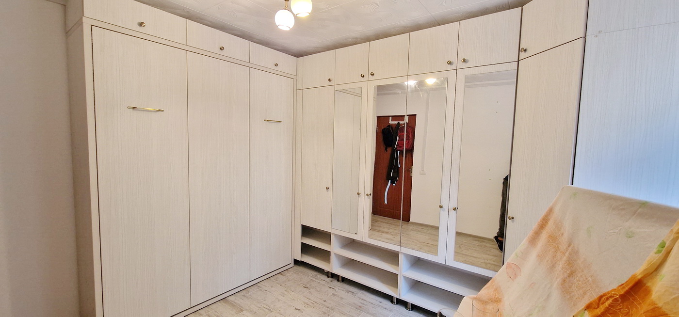 Ansamblu mobilier pe colt Pat Rabatabil